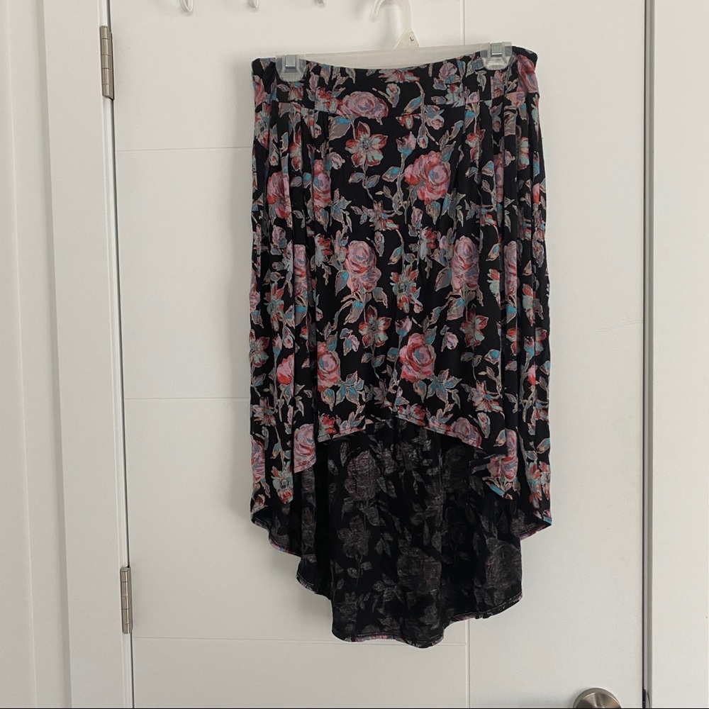 Floral hi-lo skirt